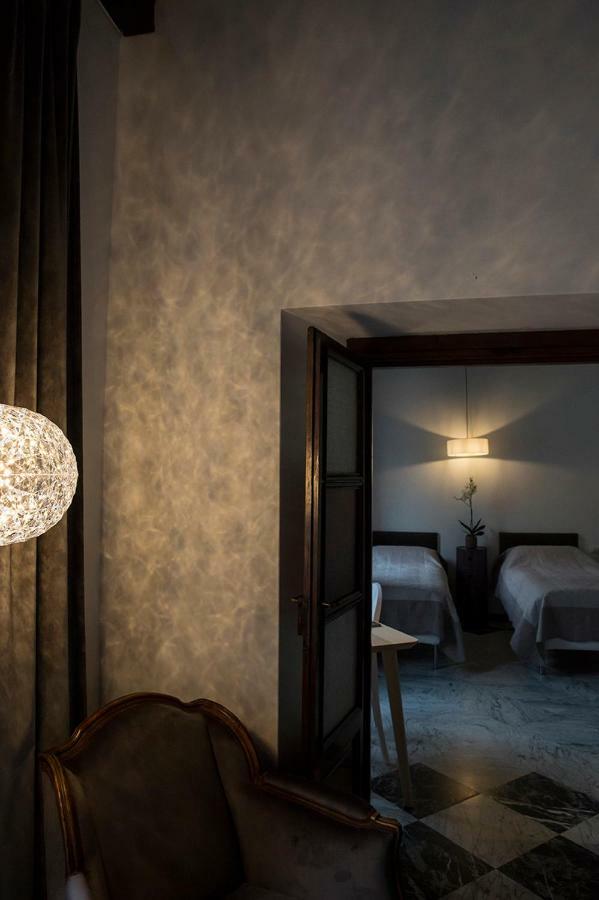 Duomosette Panzió Carrara Kültér fotó